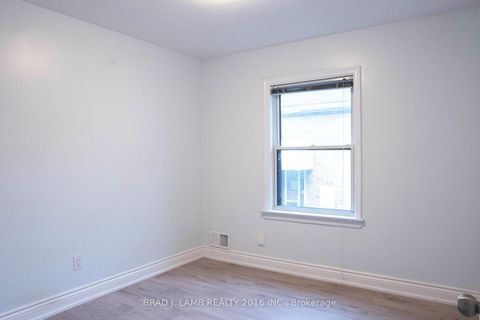Photo 18 at 42 Lynnford Drive, City Centre West, Toronto