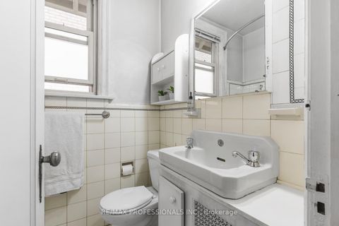 Photo 15 at 212 Douglas Avenue, Lawrence Park North, Toronto