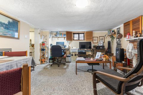 Photo 19 at 212 Douglas Avenue, Lawrence Park North, Toronto