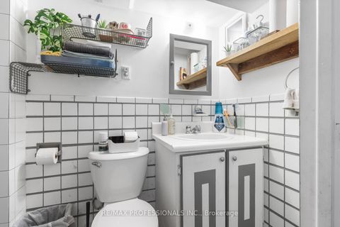 Photo 22 at 212 Douglas Avenue, Lawrence Park North, Toronto