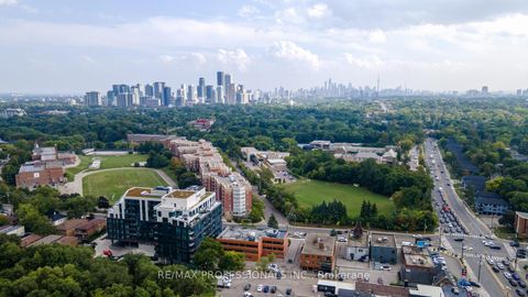Photo 34 at 212 Douglas Avenue, Lawrence Park North, Toronto