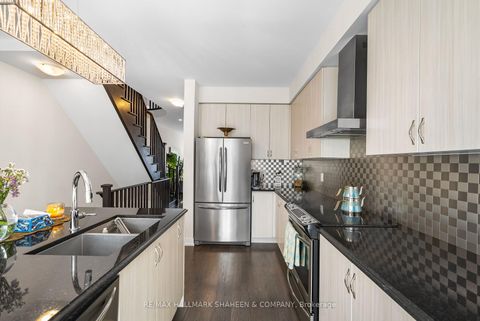 Photo 19 at 46 Troon Avenue, Rural Vaughan, Vaughan