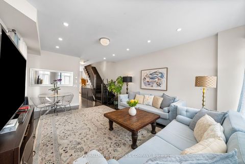 Photo 24 at 46 Troon Avenue, Rural Vaughan, Vaughan