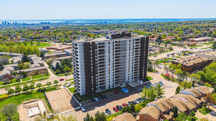 Photo 1 at 1403 - 2055 UPPER MIDDLE Road, Brant Hills, Burlington
