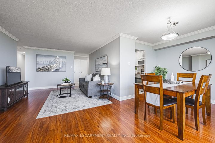 Photo 8 at 1403 - 2055 UPPER MIDDLE Road, Brant Hills, Burlington