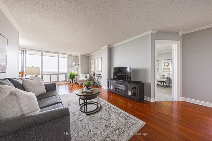 Photo 11 at 1403 - 2055 UPPER MIDDLE Road, Brant Hills, Burlington