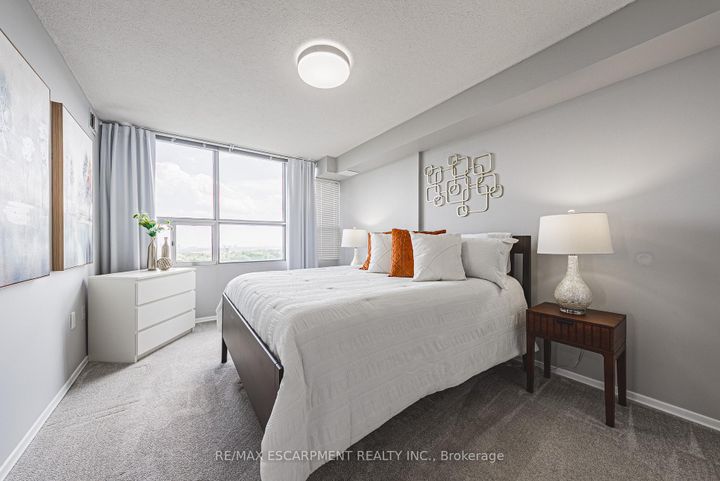 Photo 18 at 1403 - 2055 UPPER MIDDLE Road, Brant Hills, Burlington