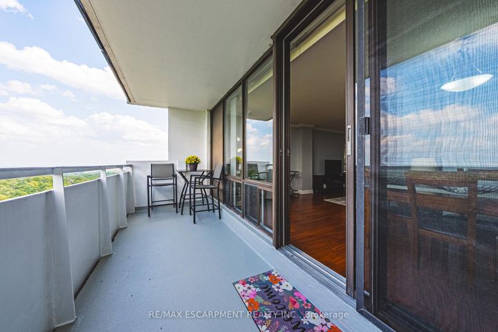 Photo 22 at 1403 - 2055 UPPER MIDDLE Road, Brant Hills, Burlington