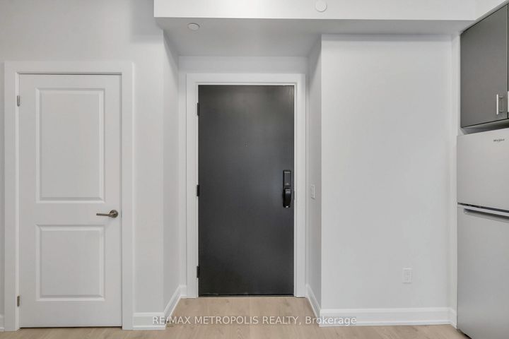 Photo 1 at 515 - 3220 William Coltson Avenue, JM Joshua Meadows, Oakville