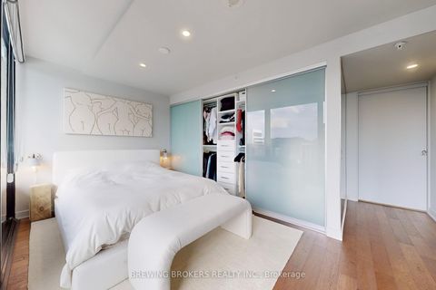 Photo 14 at PH1411 - 629 King St W Street, Waterfront Communities C1, Toronto