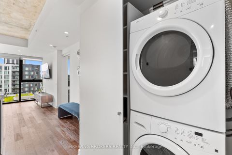 Photo 17 at PH1411 - 629 King St W Street, Waterfront Communities C1, Toronto