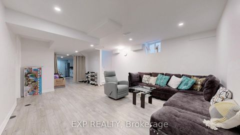Photo 26 at 552 Mactier Drive S, Kleinburg, Vaughan
