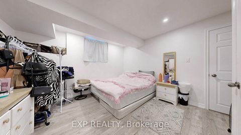 Photo 30 at 552 Mactier Drive S, Kleinburg, Vaughan