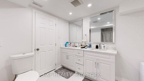 Photo 31 at 552 Mactier Drive S, Kleinburg, Vaughan