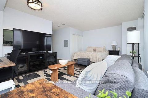 Photo 8 at 721 - 650 Lawrence Avenue, Lawrence, Toronto
