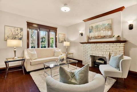 Photo 2 at 114 Jane Street, Bloor West Village, Toronto
