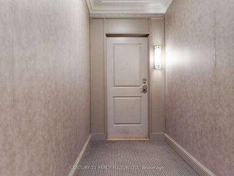 Photo 8 at 702 - 135 Wynford Drive, Don Mills, Toronto