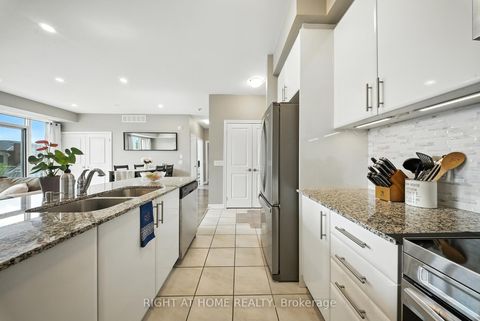 Photo 7 at 311 - 2370 Khalsa Gate, WM Westmount, Oakville