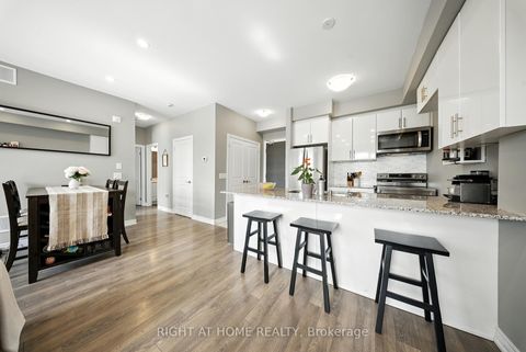 Photo 13 at 311 - 2370 Khalsa Gate, WM Westmount, Oakville