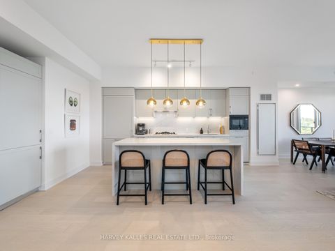 Photo 8 at 1003 - 8 Manor Road W, Eglinton, Toronto