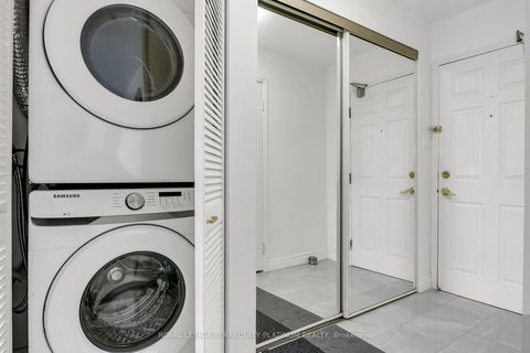 Photo 18 at 413 - 175 Cedar Avenue, Harding, Richmond Hill