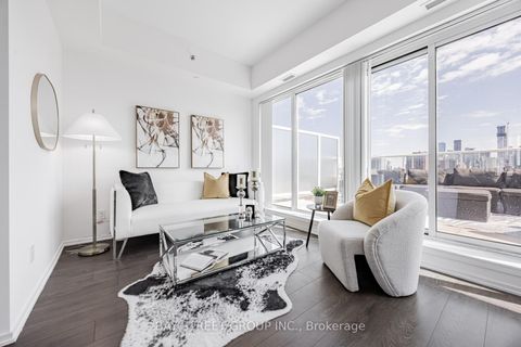 Photo 15 at 812 - 783 Bathurst Street, University, Toronto