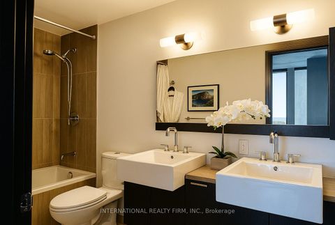 Photo 8 at 3804 - 88 Blue Jays Way, Waterfront Communities C1, Toronto