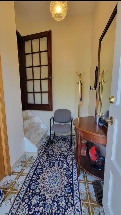Photo 13 at 12 Fairglen Avenue, L'Amoreaux, Toronto