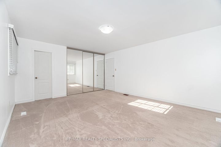 Photo 32 at 30 Linkdale Road, Brampton North, Brampton