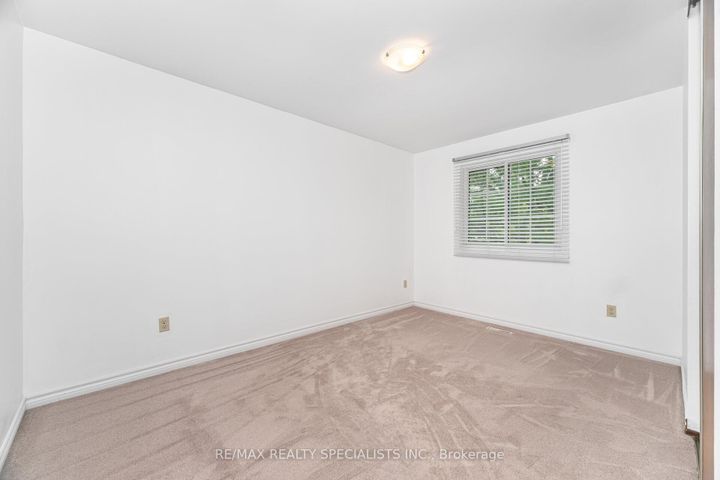 Photo 36 at 30 Linkdale Road, Brampton North, Brampton