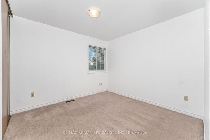 Photo 38 at 30 Linkdale Road, Brampton North, Brampton