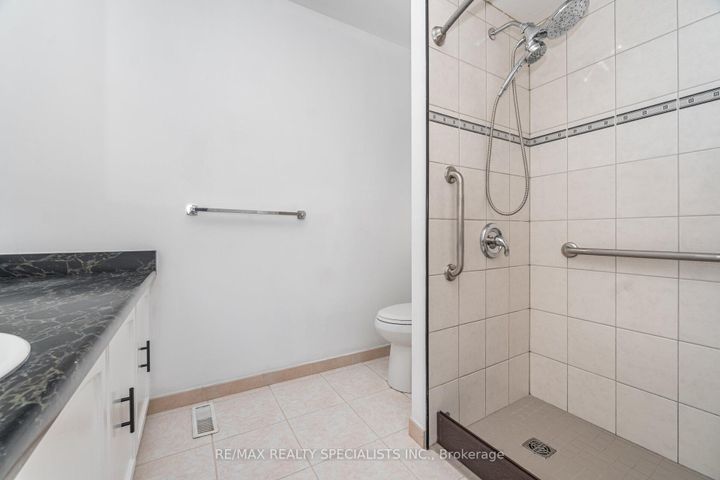 Photo 41 at 30 Linkdale Road, Brampton North, Brampton