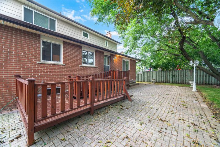 Photo 46 at 30 Linkdale Road, Brampton North, Brampton