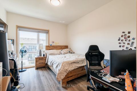 Photo 11 at D302 - 200 Chester Le Boulevard, L'Amoreaux, Toronto