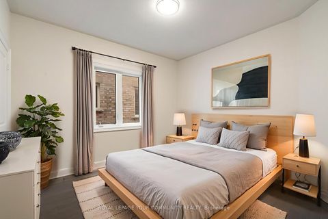 Photo 32 at 23 Pelee Avenue, Kleinburg, Vaughan