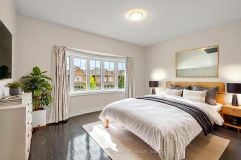 Photo 36 at 23 Pelee Avenue, Kleinburg, Vaughan