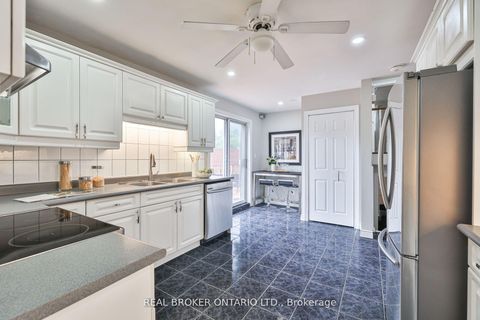 Photo 8 at 34 Alpaca Drive, Woburn, Toronto