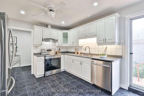 Photo 9 at 34 Alpaca Drive, Woburn, Toronto