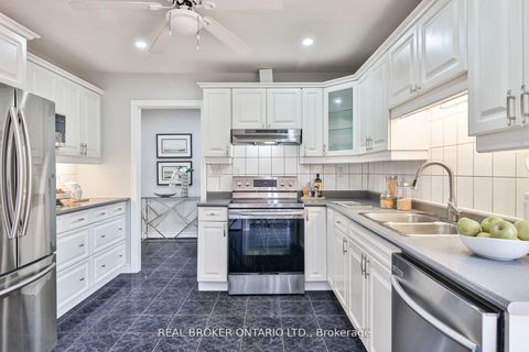 Photo 11 at 34 Alpaca Drive, Woburn, Toronto