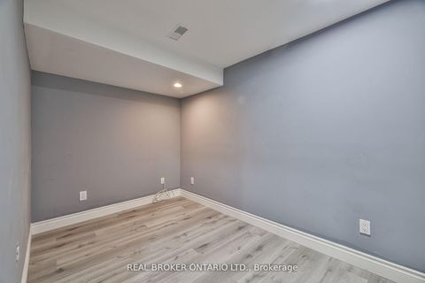 Photo 39 at 34 Alpaca Drive, Woburn, Toronto