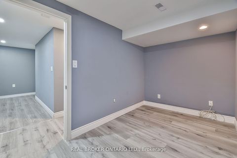 Photo 40 at 34 Alpaca Drive, Woburn, Toronto