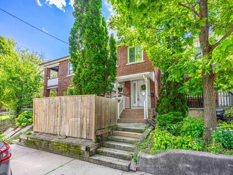 Photo 0 at 147 Hope Street, Davenport, Toronto