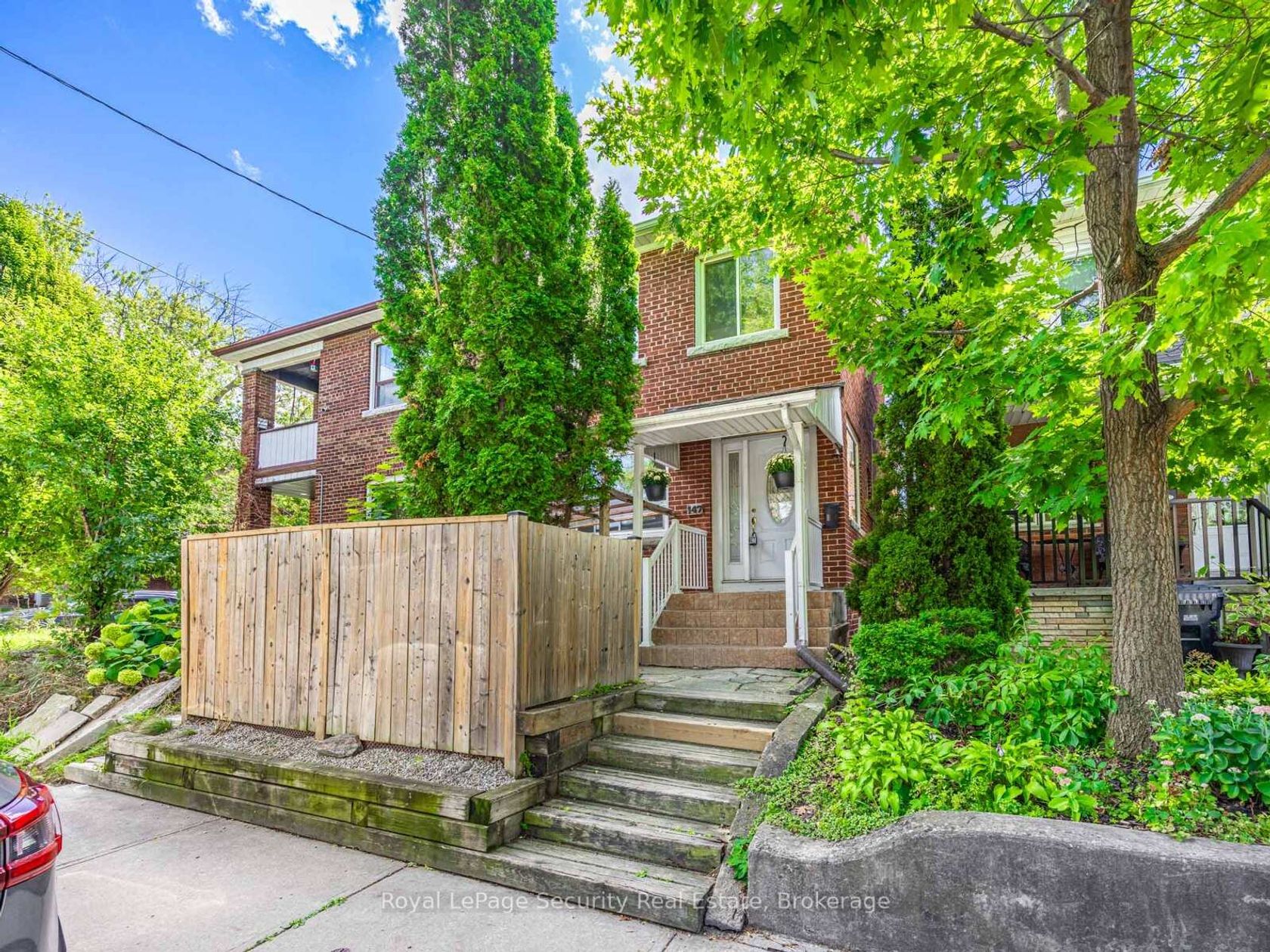 147 Hope Street, Davenport, Toronto 