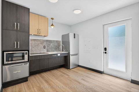 Photo 4 at 16 John Best Avenue, Amesbury, Toronto