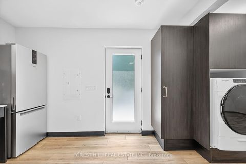Photo 11 at 16 John Best Avenue, Amesbury, Toronto