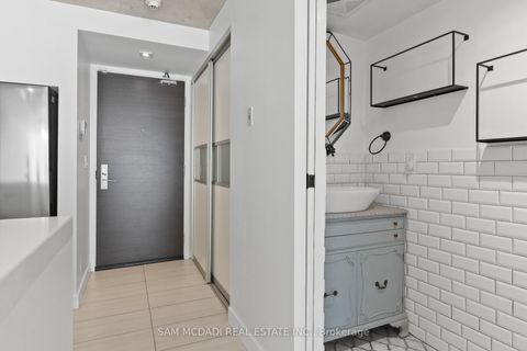 Photo 9 at 123 - 55 Stewart Street, Waterfront Communities C1, Toronto