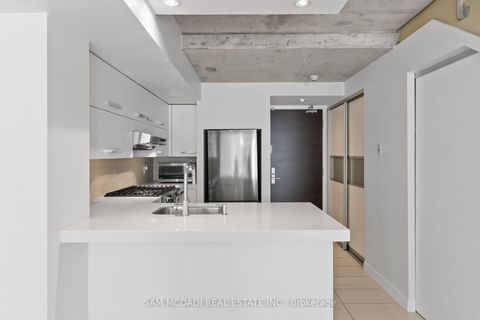 Photo 14 at 123 - 55 Stewart Street, Waterfront Communities C1, Toronto