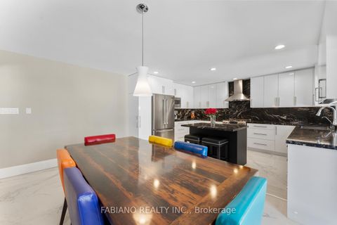 Photo 11 at 186 Wigwoss Drive, East Woodbridge, Vaughan