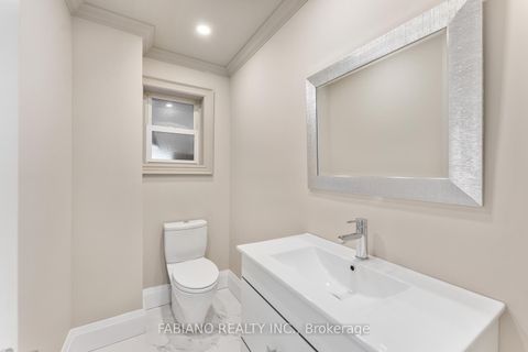 Photo 21 at 186 Wigwoss Drive, East Woodbridge, Vaughan