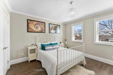 Photo 33 at 186 Wigwoss Drive, East Woodbridge, Vaughan